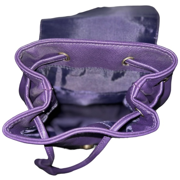 MONAT Backpack - Picture 3 of 3